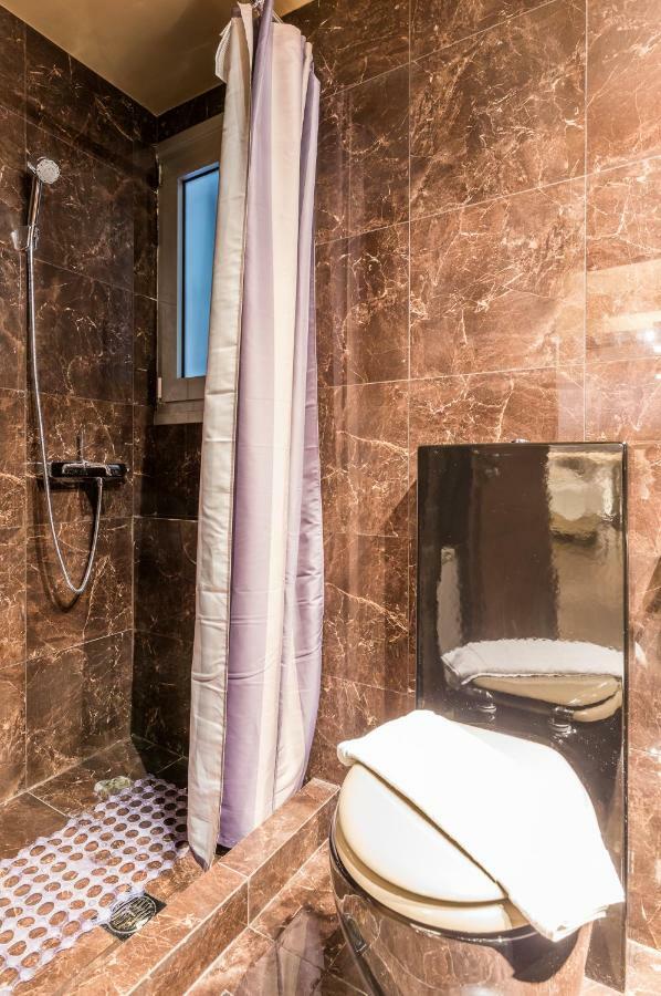 Outstanding Studio In Kolonaki Near The Metro Aten Exteriör bild